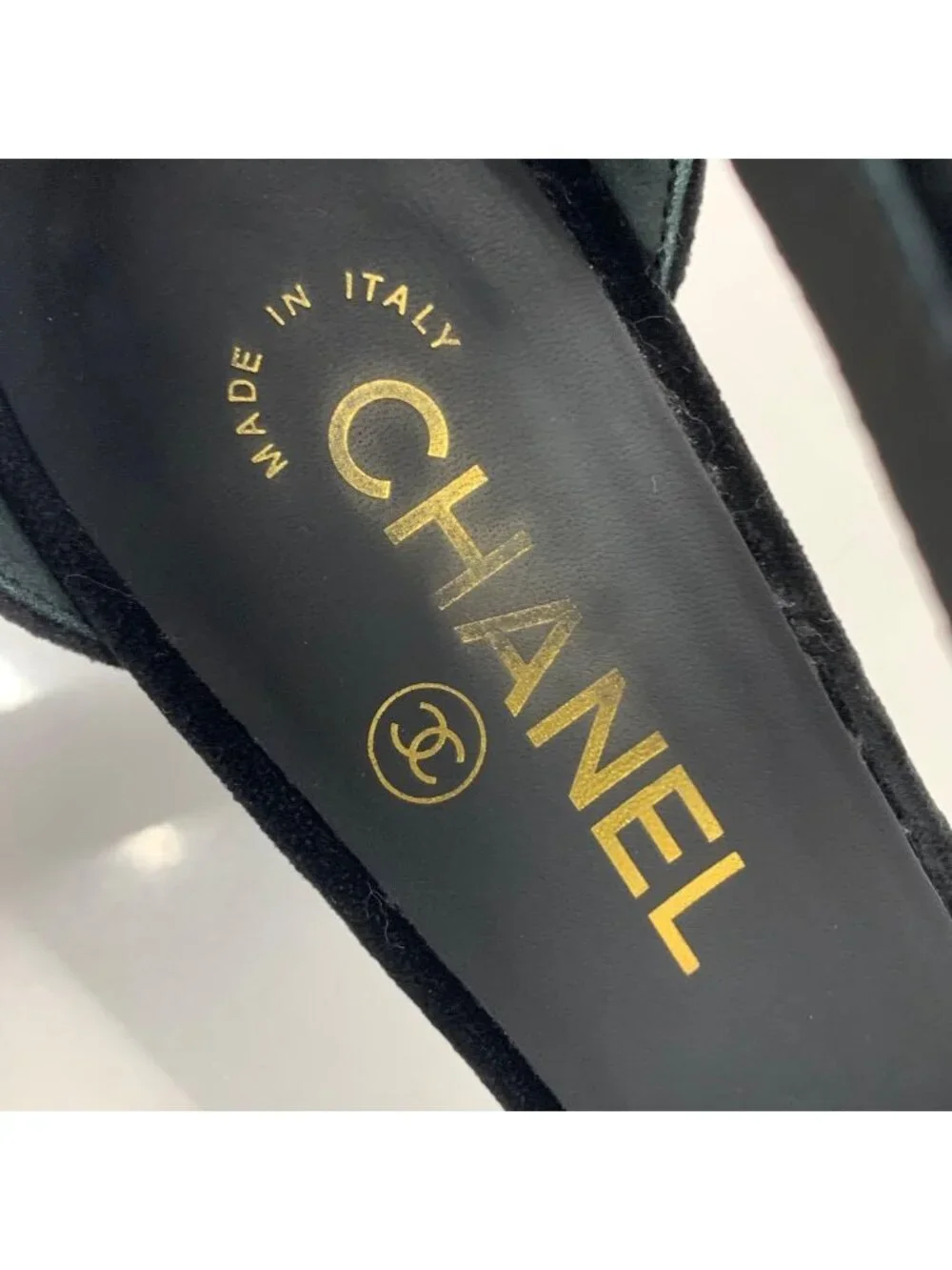 Chanel CC Logo Ribbon Velour Pearl Velcro Strap Pumps Heel